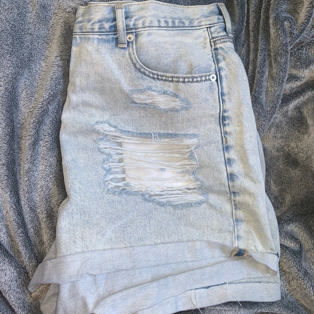 American eagle mom shorts